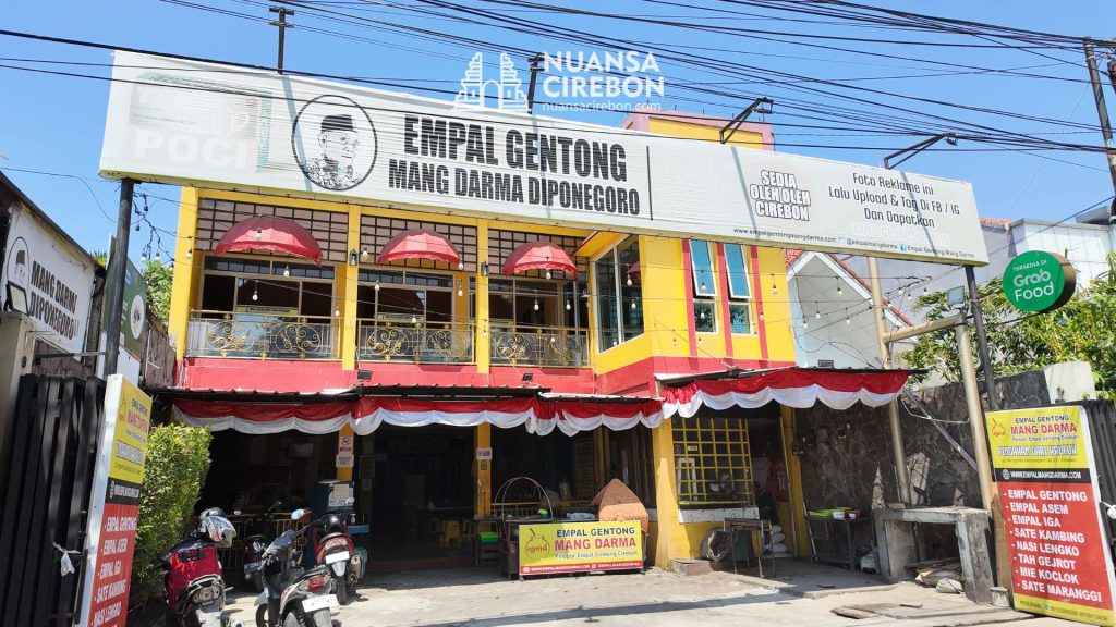 2. Empal Gentong Mang Darma