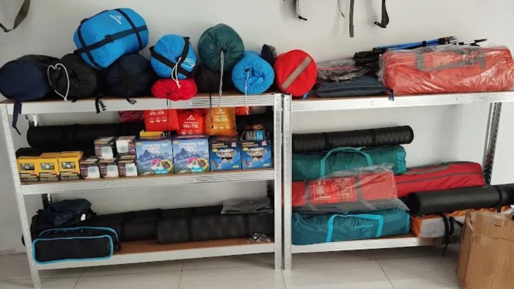 Persewaan Alat Hiking Camping Outdoor Gunung Cirebon (The Ultrahikes)