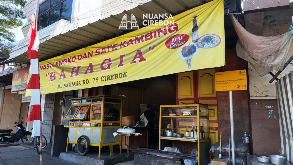 3. Nasi Lengko Bahagia