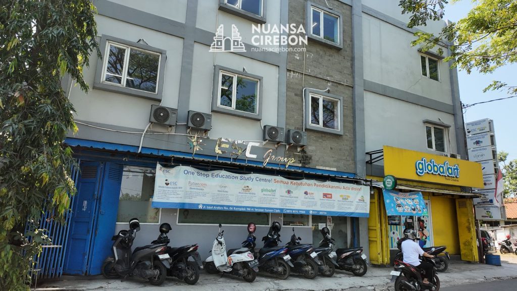 4. ESC English Study Centre