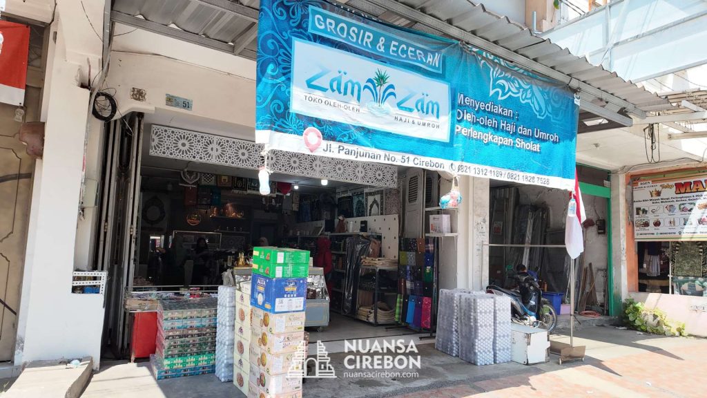 5. Toko Zam Zam (Oleh-oleh Haji & Umroh)