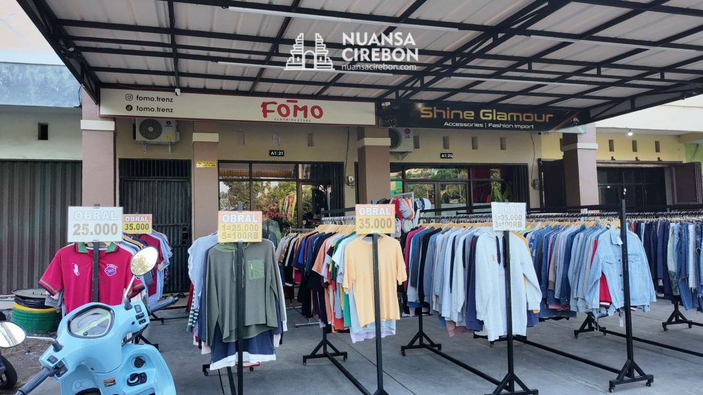 6. Fomo Trenz (Preloved Branded Clothing Store)