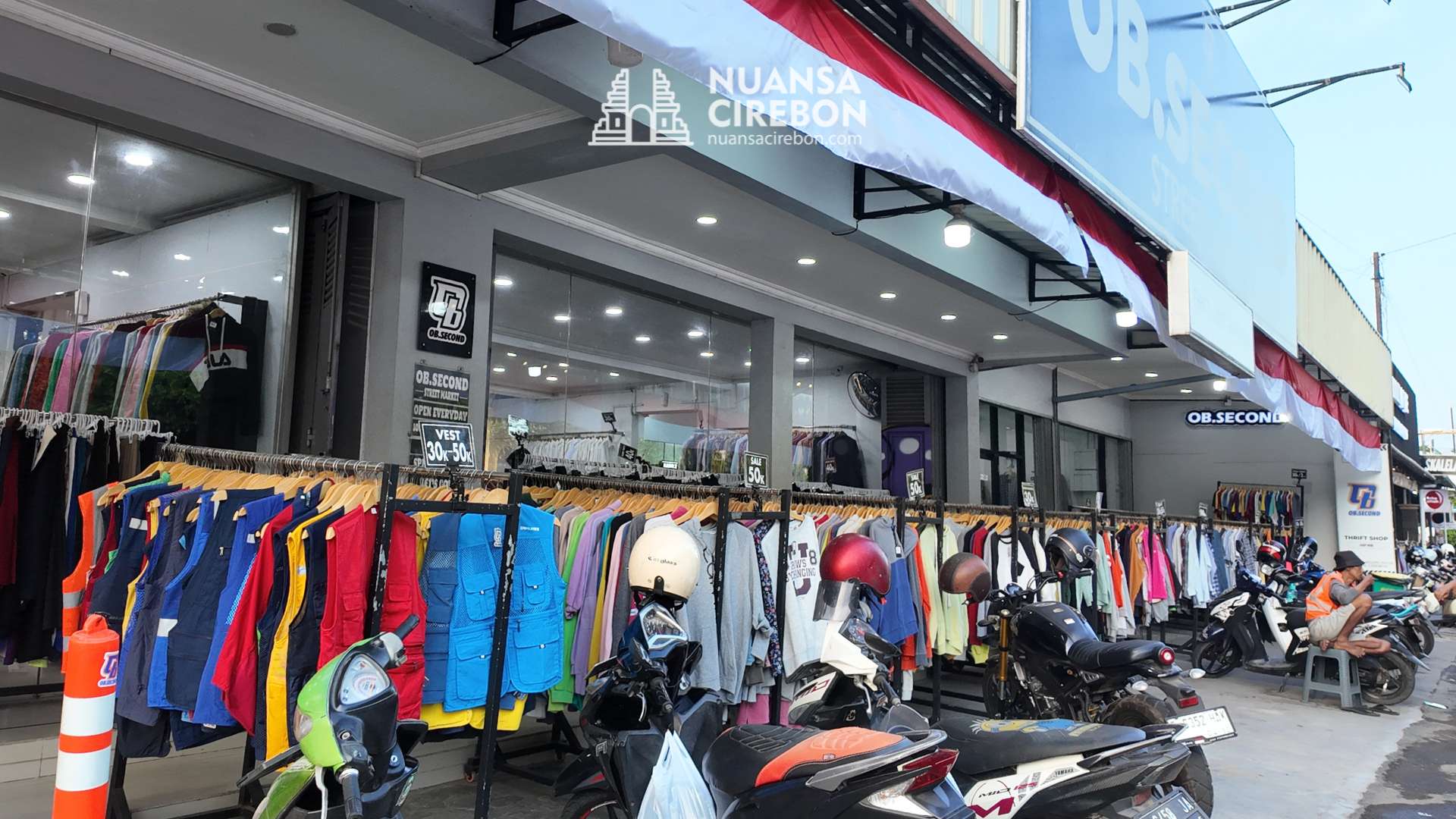 8 Rekomendasi Toko Baju Thrift Di Cirebon, Murah Tapi Sira Masih Bisa Begaya Keren Slur